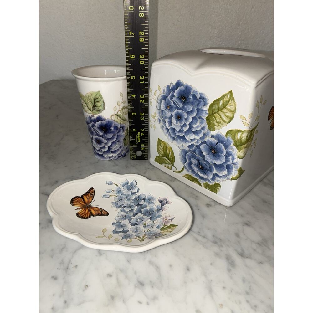 Lenox Blue floral Bathroom Set Tissue Holder Toothbrush Soap Dish Butterfly - Picture 3 of 15